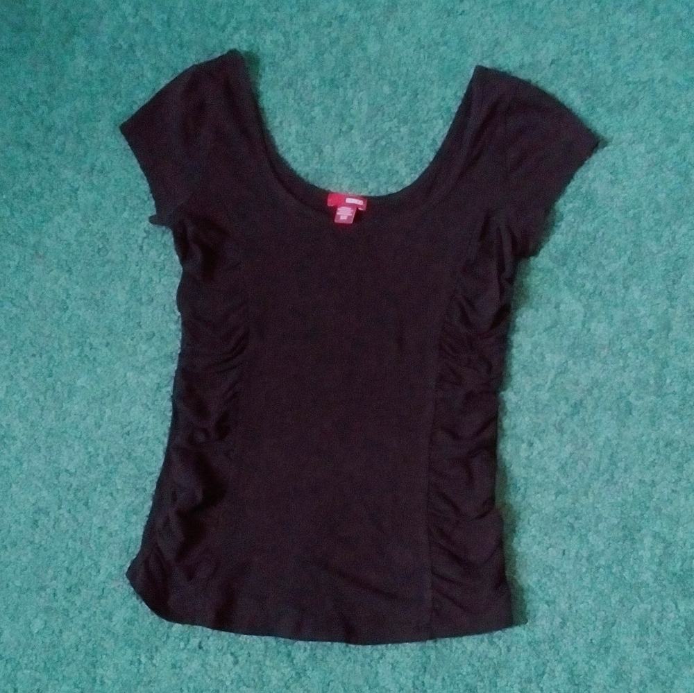 Black form fitting Tee